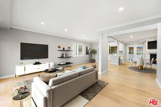 11423 Sunshine Terrace in Los Angeles, CA - Building Photo - Building Photo
