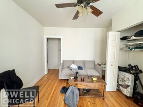 839 W Cornelia Ave, Unit 2N in Chicago, IL - Building Photo - Building Photo