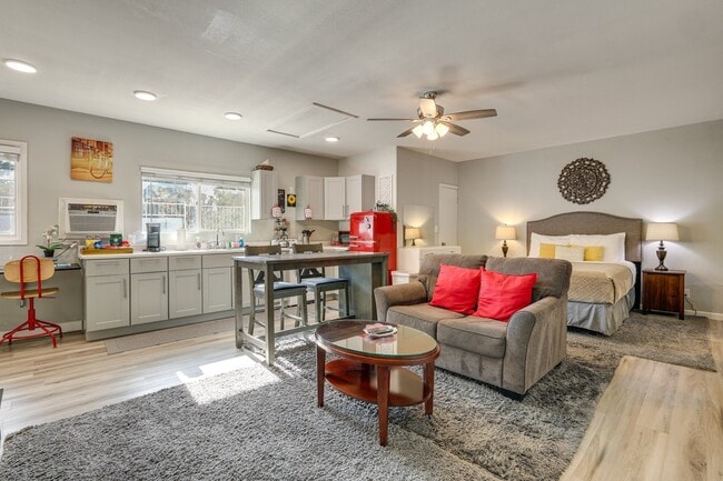 2205 Gabriel Dr