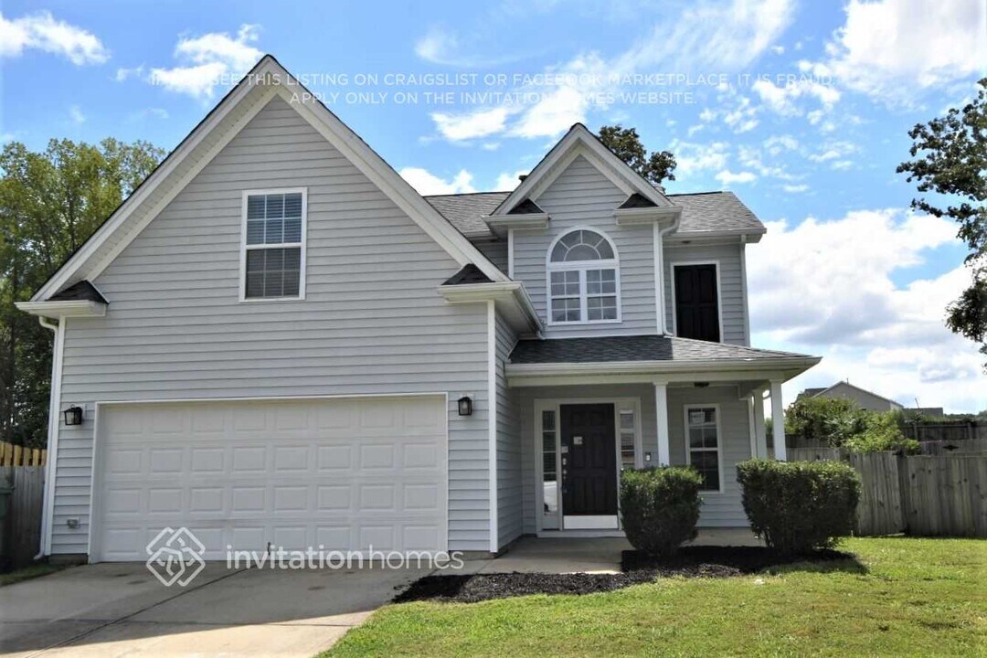 1830 Heisser Ln in Fuquay Varina, NC - Building Photo