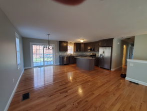 7 High St in Assonet, MA - Building Photo - Building Photo