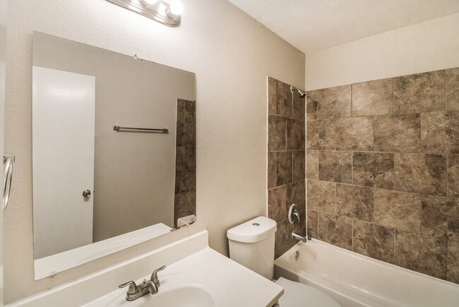 1145 Verde Trails Dr