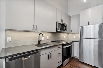 173 W Berks St, Unit 507 in Philadelphia, PA - Building Photo - Building Photo