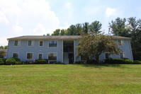 Rugby Square Apartments in Luray, VA - Foto de edificio - Building Photo