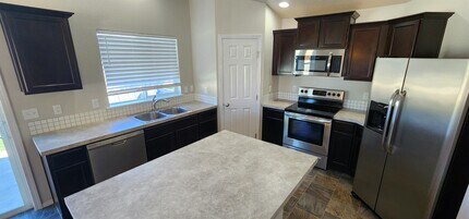 2316 N Mountain Ash Ave in Kuna, ID - Building Photo - Building Photo