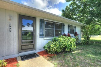 1690 Seahouse St in Sebastian, FL - Building Photo - Building Photo