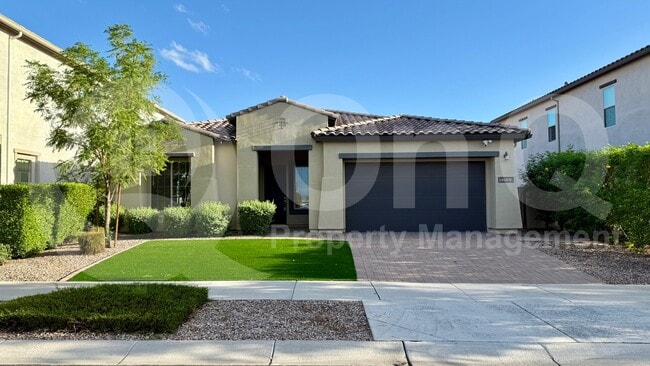 10133 E Strobe Ave in Mesa, AZ - Building Photo - Building Photo