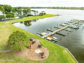 110 S Washington St, Unit 0431 in Washington, NC - Building Photo - Building Photo