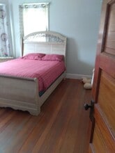 97 Walworth St, Unit 2 in Boston, MA - Foto de edificio - Building Photo