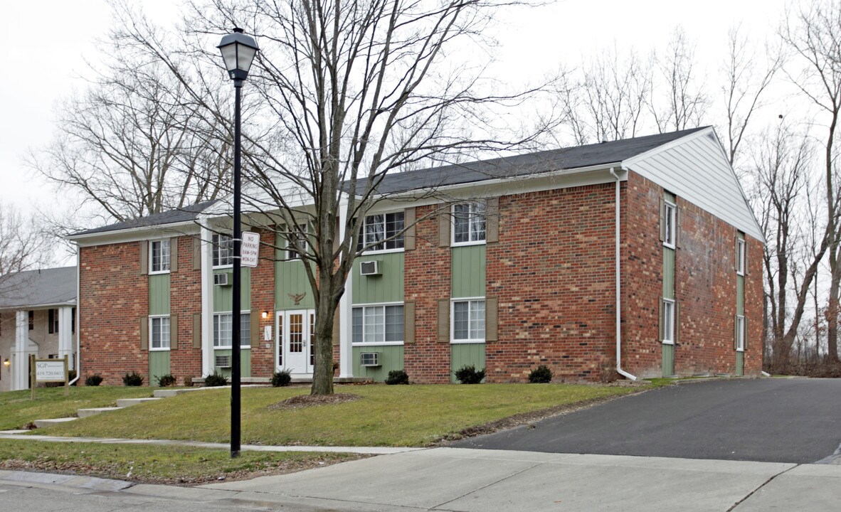 1600 Brooke Park Dr in Toledo, OH - Foto de edificio