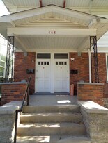 868 Academy Ave in Cincinnati, OH - Building Photo