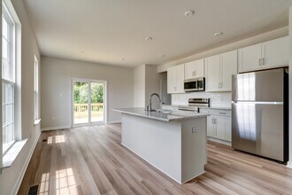 312 Northfield Heights Ln in Richmond, VA - Building Photo - Building Photo