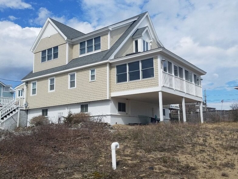 21 Southern Blvd, Unit 2207 in Newbury, MA - Building Photo