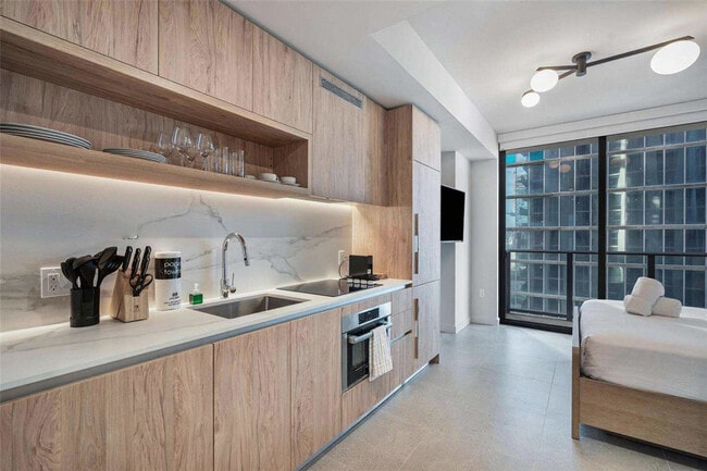 601 N Miami Ave in Miami, FL - Building Photo - Building Photo