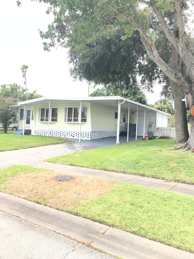 110 Kon Tiki Ter in Port Orange, FL - Building Photo - Building Photo
