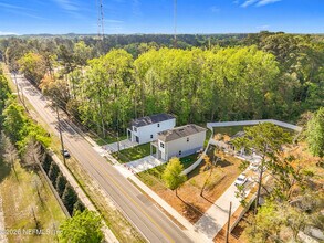 8912 Hogan Rd in Jacksonville, FL - Building Photo - Building Photo