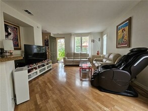 1126 Rosewalk Way in Pasadena, CA - Building Photo - Building Photo