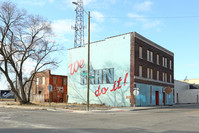 318 Milwaukee Rd in Detroit, MI - Building Photo - Building Photo