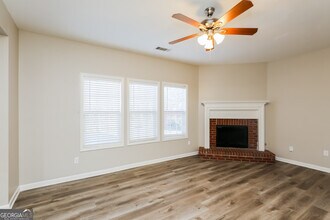 950 Chapel Station Dr in Lawrenceville, GA - Building Photo - Building Photo