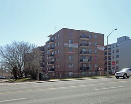 3121 Eglinton Ave E in Toronto, ON - Building Photo