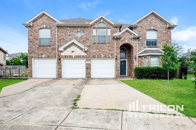 property at 5001 Pallas Ct