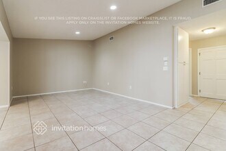 10325 56th St in Pinellas Park, FL - Foto de edificio - Building Photo