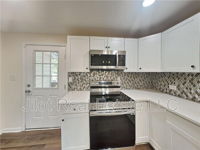 1849 E Farris Ave in East Point, GA - Building Photo - Building Photo
