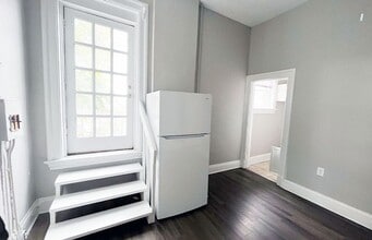 2829 Glendora Ave in Cincinnati, OH - Building Photo - Building Photo