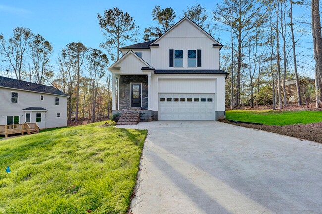 property at 135 Dagnall Cir