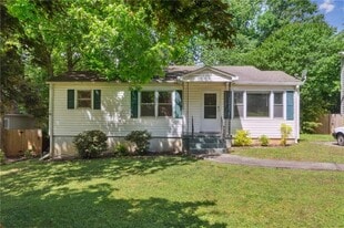 1682 Bridgeport Dr NE in Atlanta, GA - Building Photo