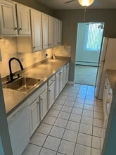 225 S Rohlwing Rd, Unit 607 in Palatine, IL - Building Photo - Building Photo