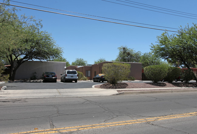 3052-3078 N Palo Verde Ave in Tucson, AZ - Building Photo - Building Photo