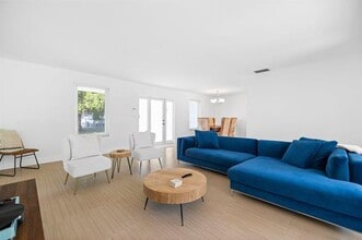 811 Capri St in Coral Gables, FL - Building Photo - Building Photo