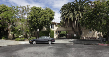 13578 Rye St in Sherman Oaks, CA - Building Photo - Building Photo