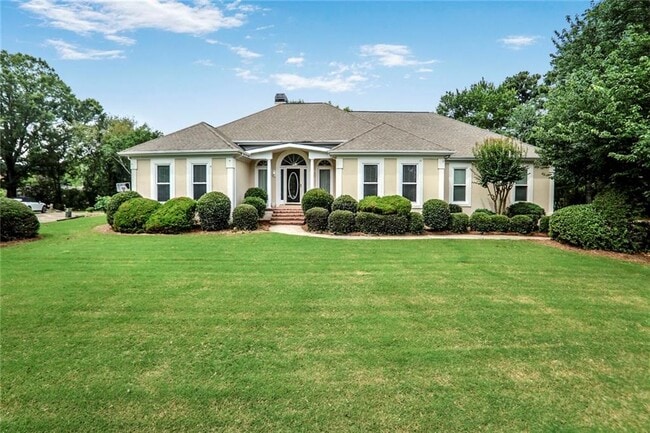property at 6310 Chestnut Pkwy