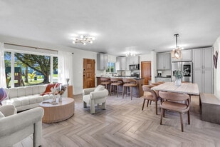 535 N Biscayne River Dr in Miami, FL - Building Photo