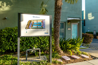 Glasshaus in Emeryville, CA - Building Photo - Building Photo