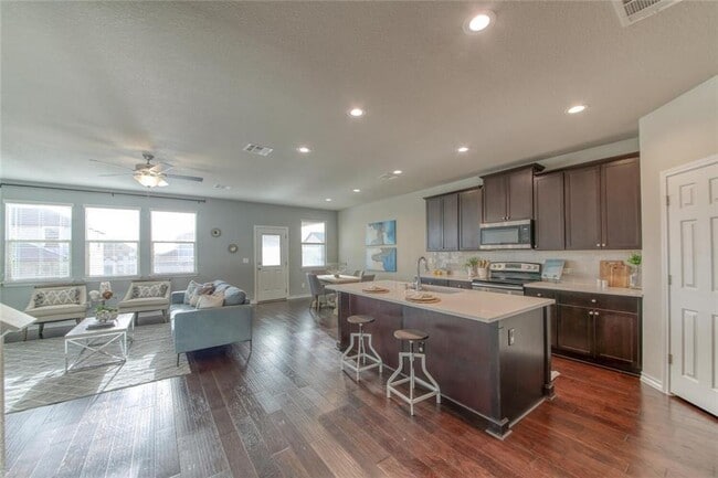 173 Flexus Ln in Liberty Hill, TX - Building Photo - Building Photo