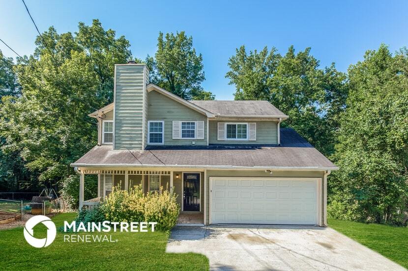 2210 Rocky Mill Dr in Lawrenceville, GA - Building Photo