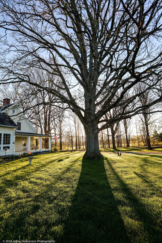 912 Grandey Rd in Vergennes, VT - Building Photo - Building Photo