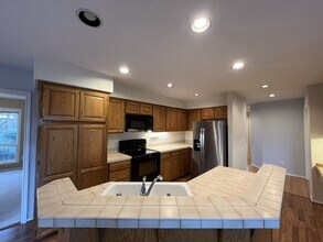 12273 SE Imperial Crest St in Happy Valley, OR - Building Photo - Building Photo