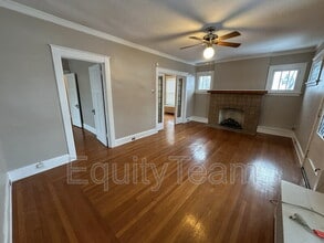 2581 Madison Rd in Cincinnati, OH - Building Photo - Building Photo