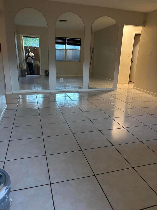 property at 1827 Rodman St