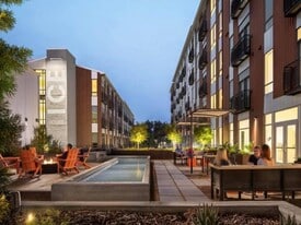 Ice House Midtown in Sacramento, CA - Building Photo