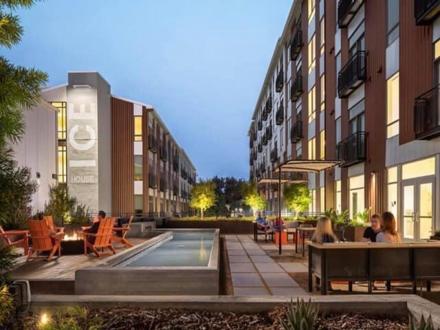 Ice House Midtown in Sacramento, CA - Foto de edificio