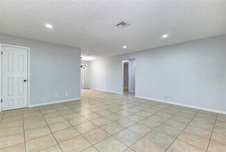 1417 NE 38th St in Ocala, FL - Building Photo - Building Photo