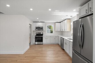 3 Cummings Cir in Randolph, MA - Building Photo - Building Photo