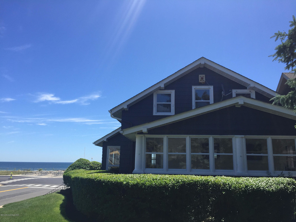 2011 Ocean Ave in Spring Lake, NJ - Building Photo