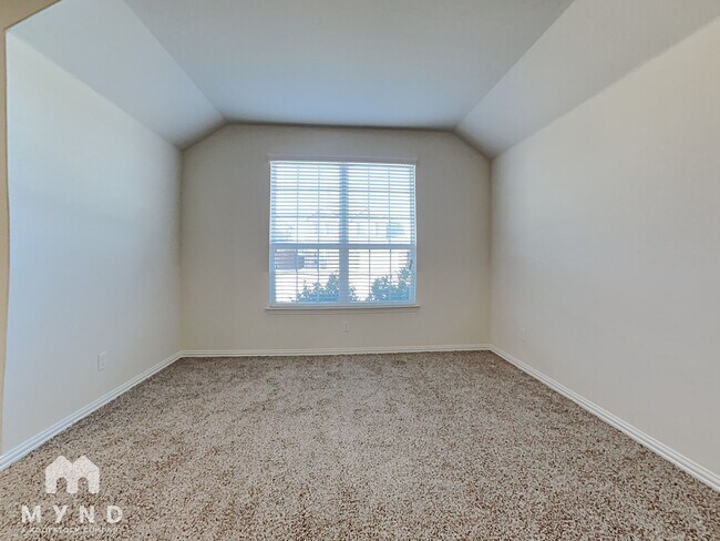 4916 Meadow Falls Dr in Fort Worth, TX - Foto de edificio - Building Photo