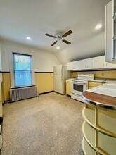 182 Pine St in Attleboro, MA - Building Photo - Building Photo